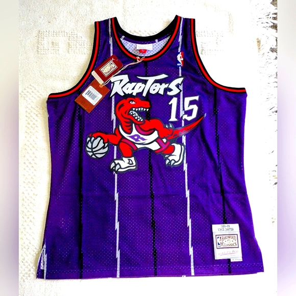 Mitchell & Ness Carter 98-99 Swingman Hardwood Classic NBA road Jersey - Picture 2 of 6